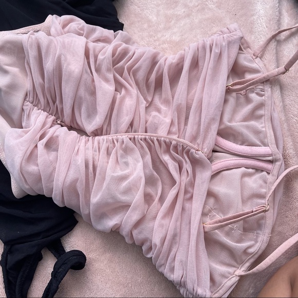 Babaton top bundle - Picture 2 of 5